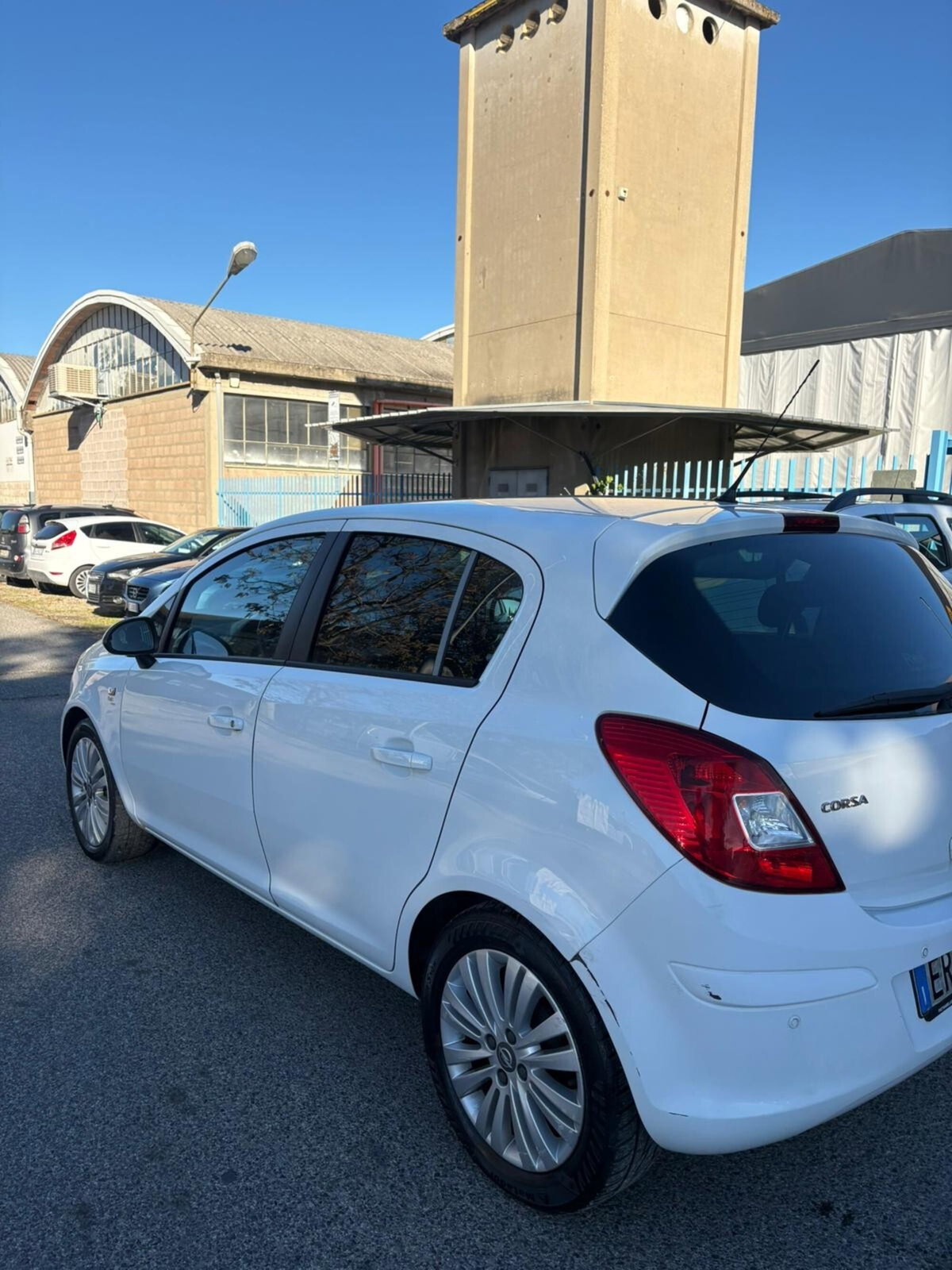 Opel Corsa 1.2 85CV 5 porte GPL-TECH Edition (4)
