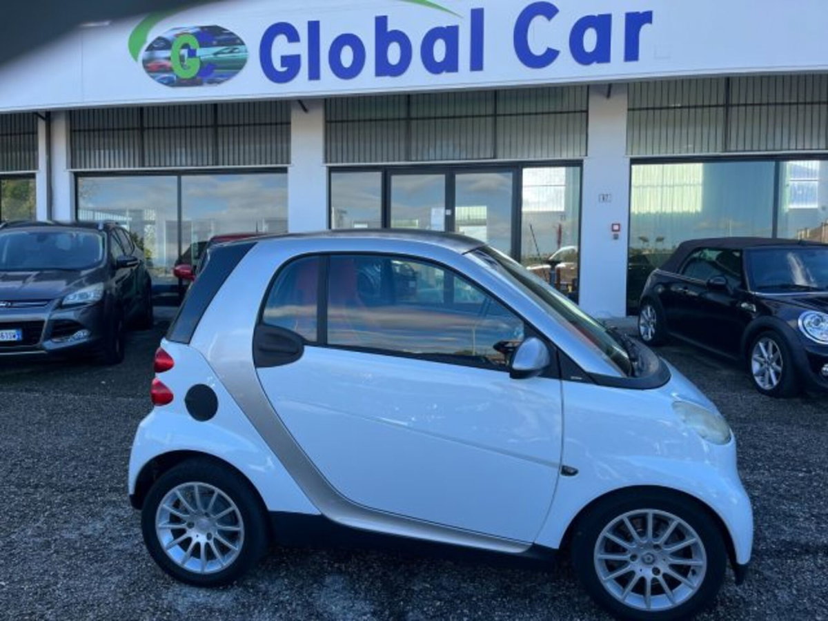 smart Fortwo 800 coupé passion cdi (7)