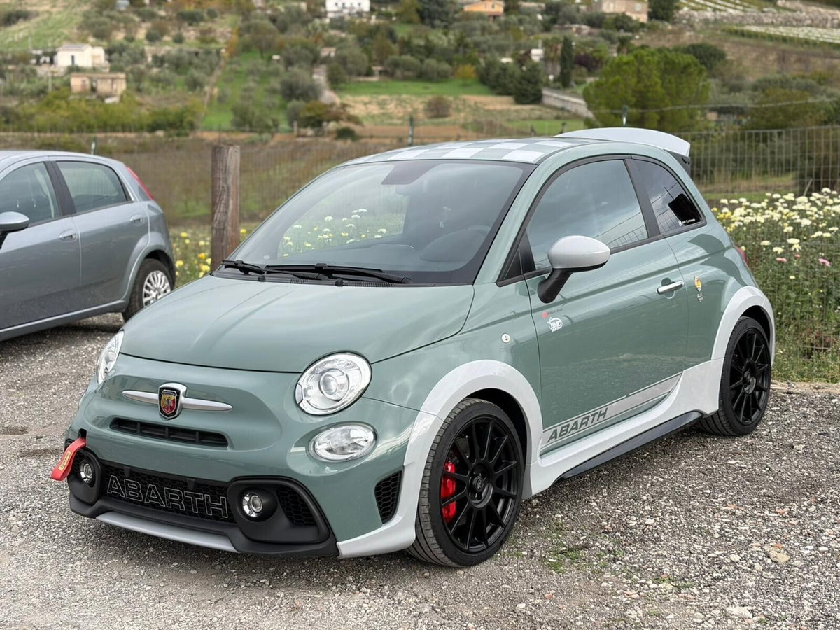 Abarth 695 695 1.4 Turbo T-Jet 180 CV 70°