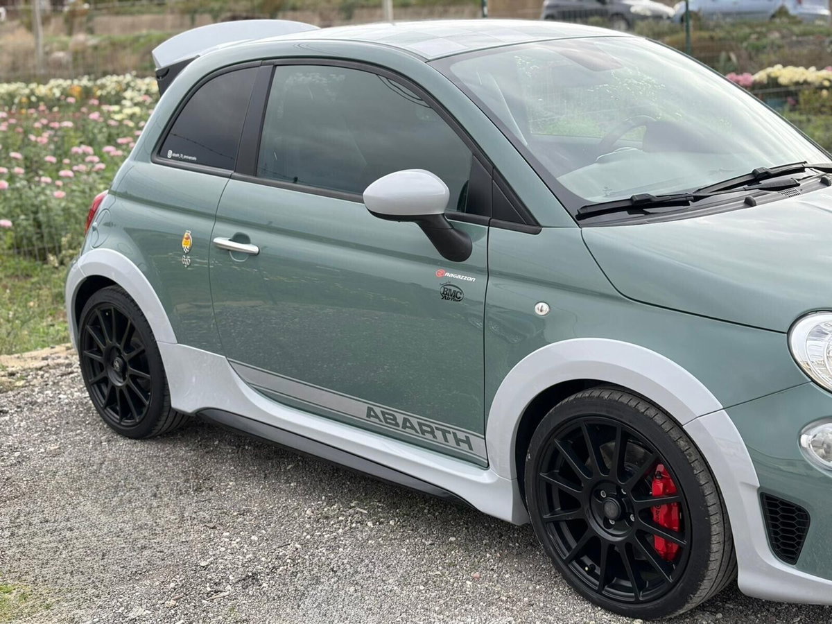 Abarth 695 695 1.4 Turbo T-Jet 180 CV 70° (5)