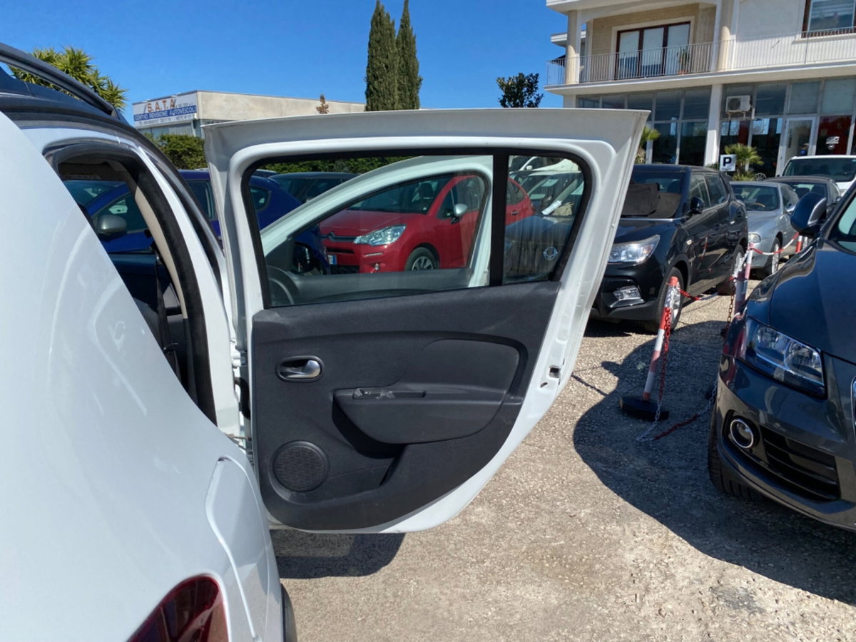 Dacia Sandero Stepway 1.5 dCi 8V 90CV Start&Stop Easy-R (14)