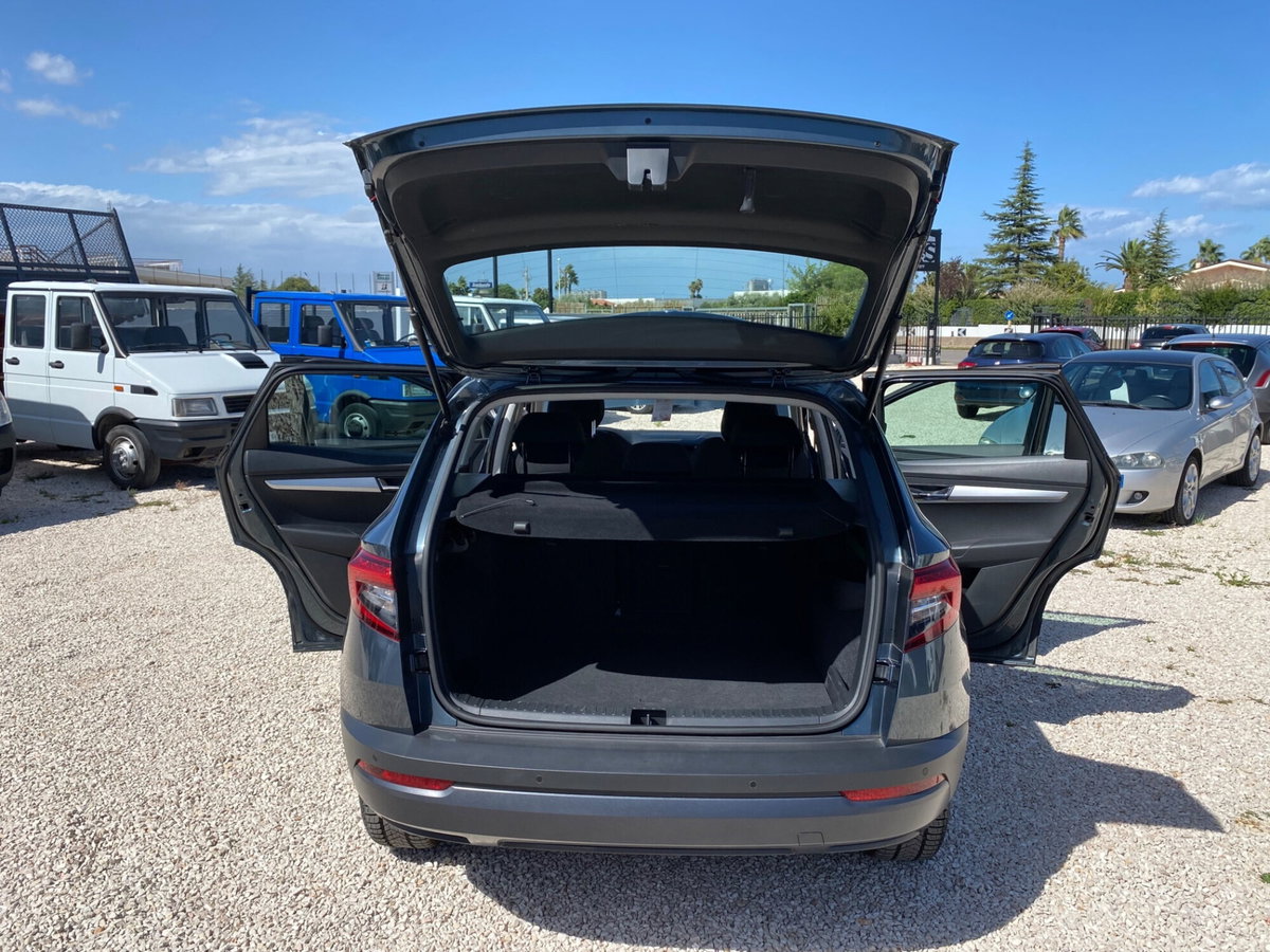 Skoda Karoq 1.6 TDI SCR DSG Ambition (13)