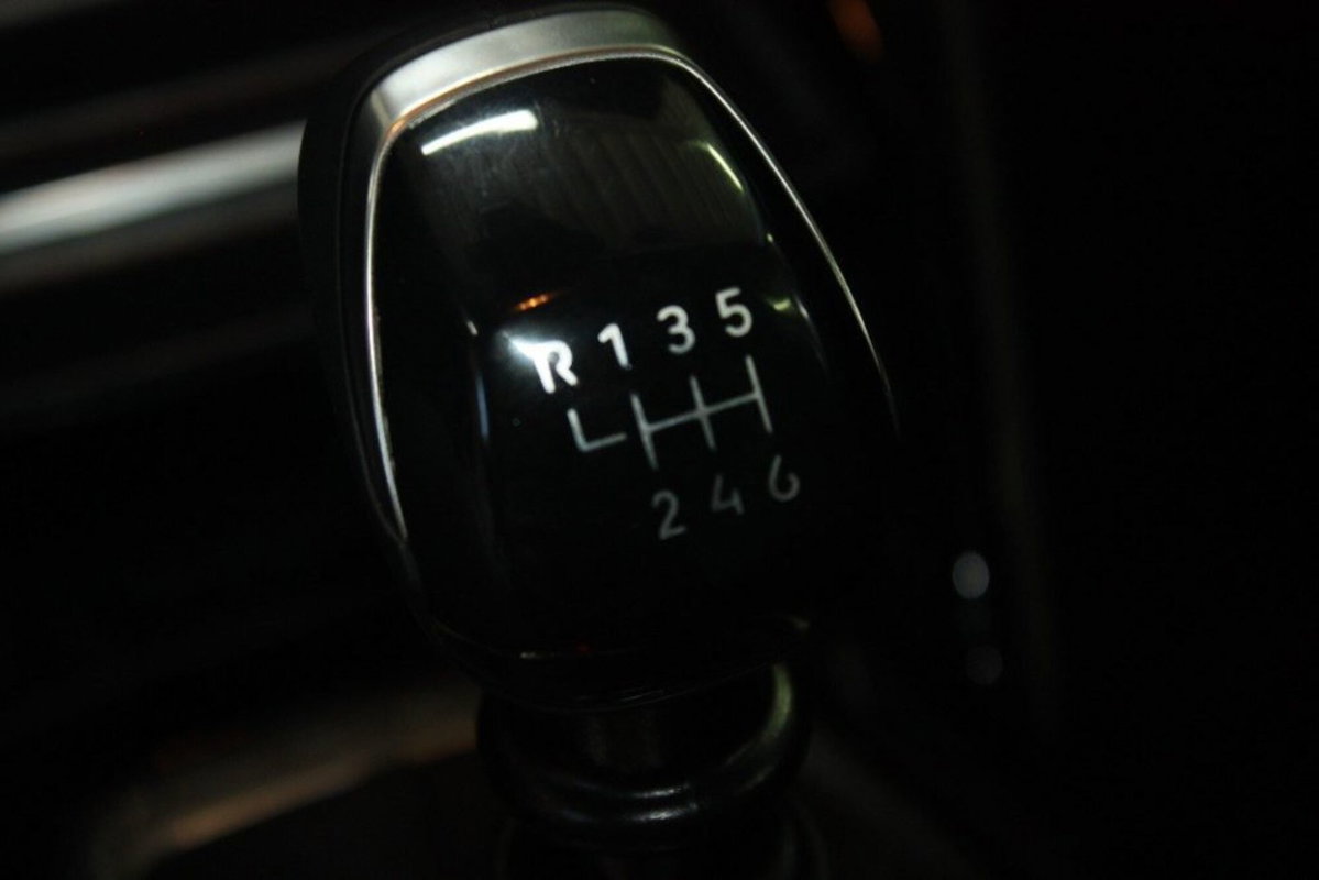 Peugeot 208 PureTech 100 Stop&Start 5 porte Allure (15)