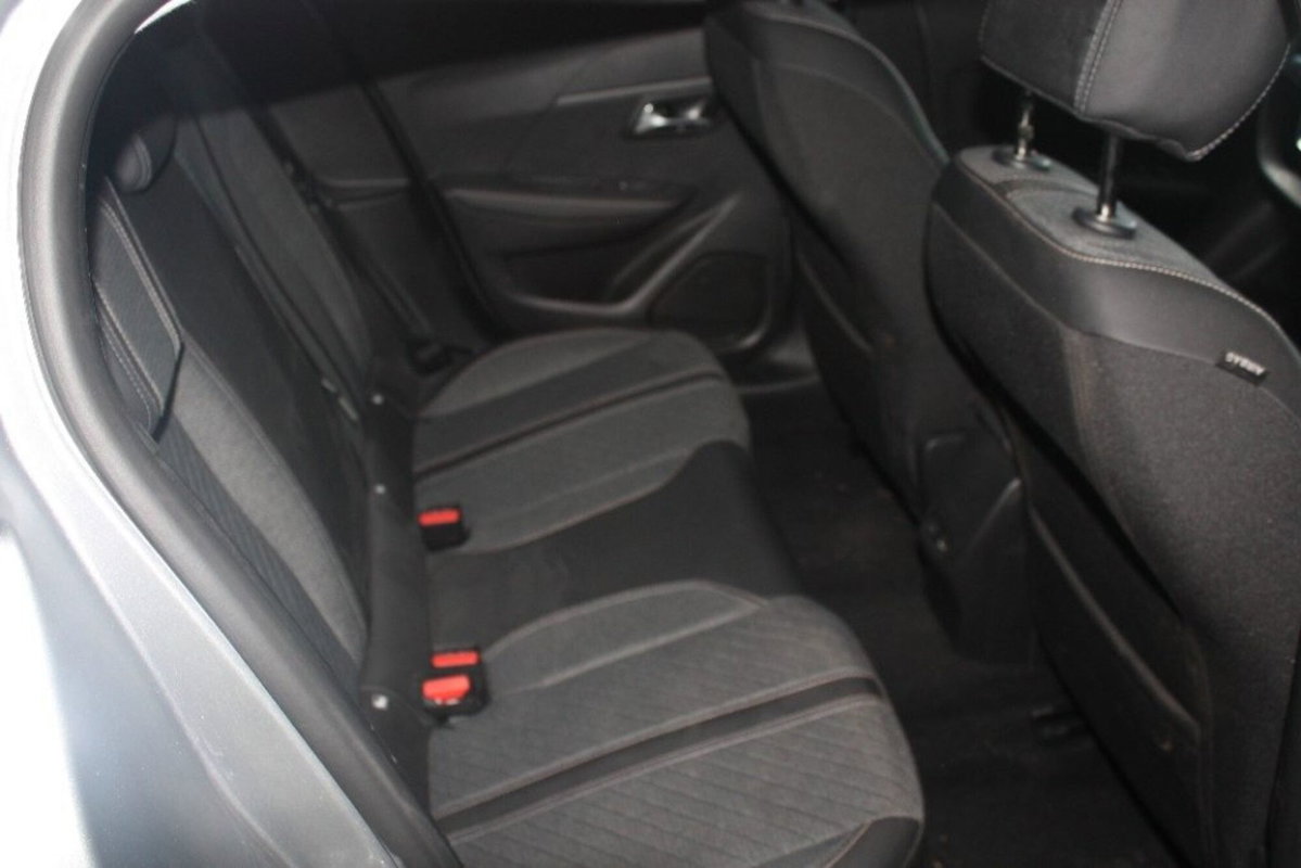 Peugeot 208 PureTech 100 Stop&Start 5 porte Allure (8)