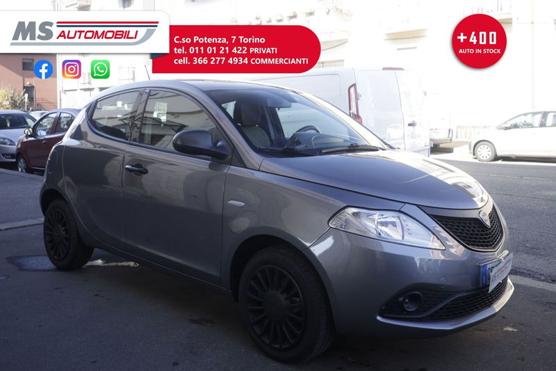 Lancia Ypsilon 1.0 FireFly 5 porte S&S Hybrid Ecochic Gold