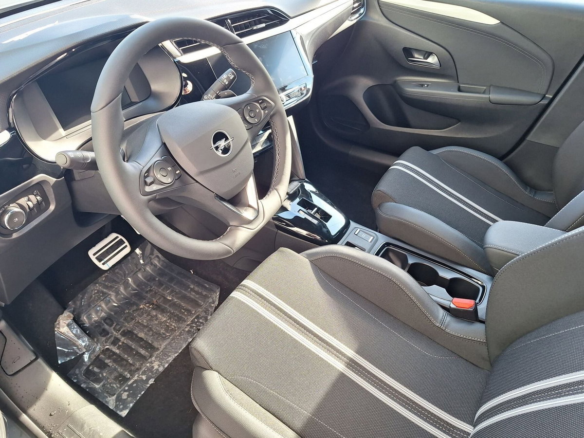 Opel Corsa 1.2 100 CV GS Line (8)