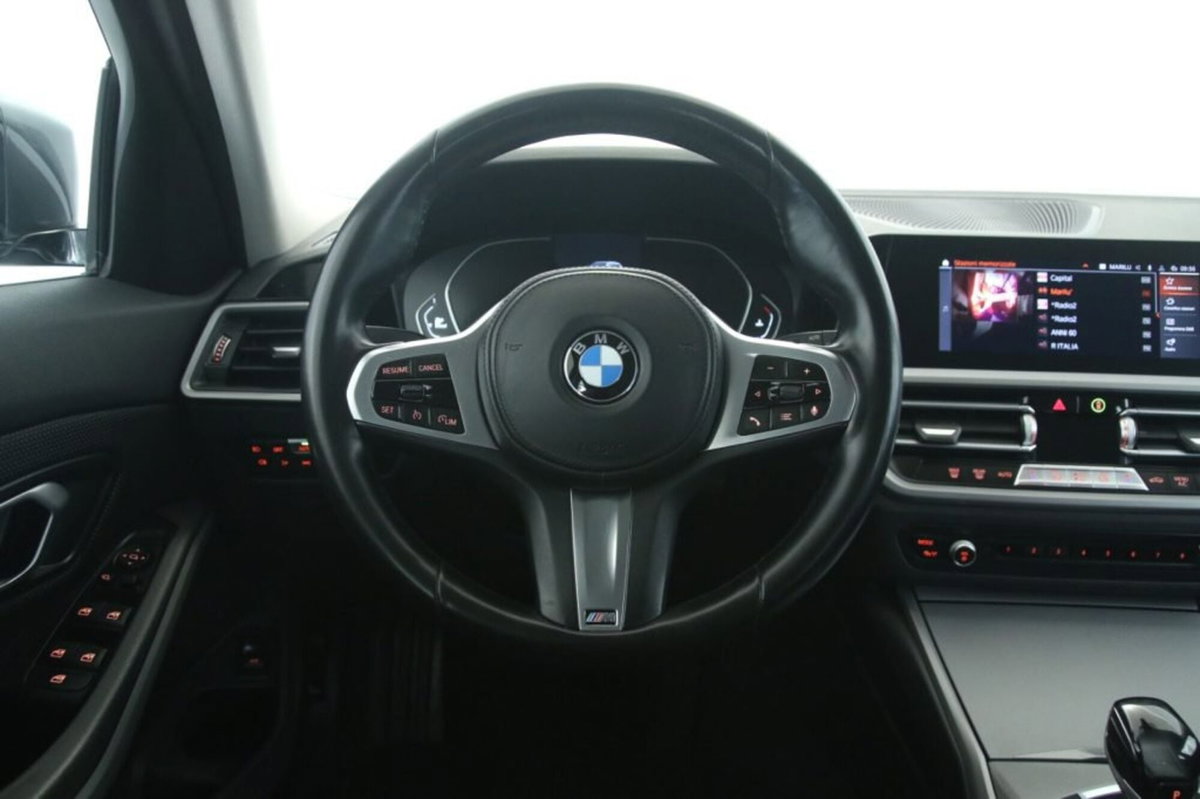BMW Serie 3 Touring 320d 48V xDrive  Business Advantage (10)