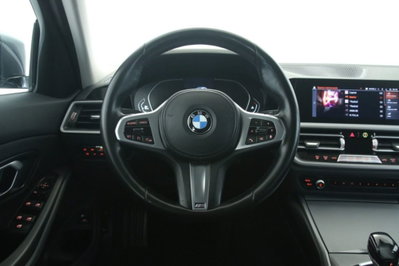 BMW Serie 3 Touring 320d 48V xDrive  Business Advantage (10)