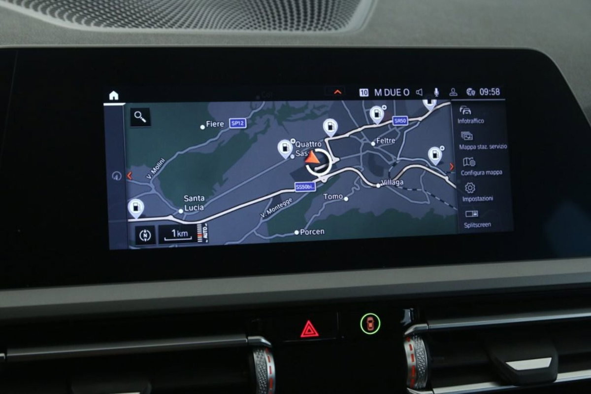 BMW Serie 3 Touring 320d 48V xDrive  Business Advantage (13)