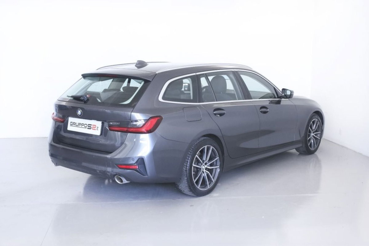BMW Serie 3 Touring 320d 48V xDrive  Business Advantage (4)