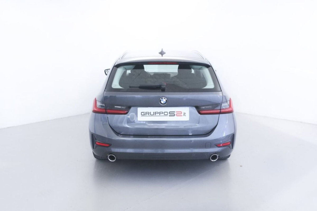BMW Serie 3 Touring 320d 48V xDrive  Business Advantage (5)
