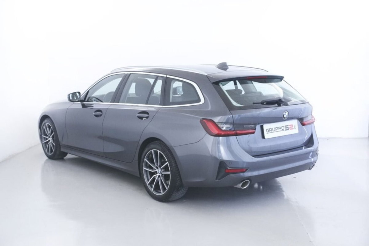 BMW Serie 3 Touring 320d 48V xDrive  Business Advantage (6)
