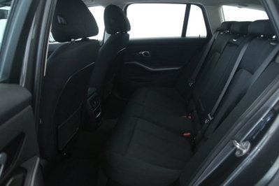 BMW Serie 3 Touring 320d 48V xDrive  Business Advantage (8)