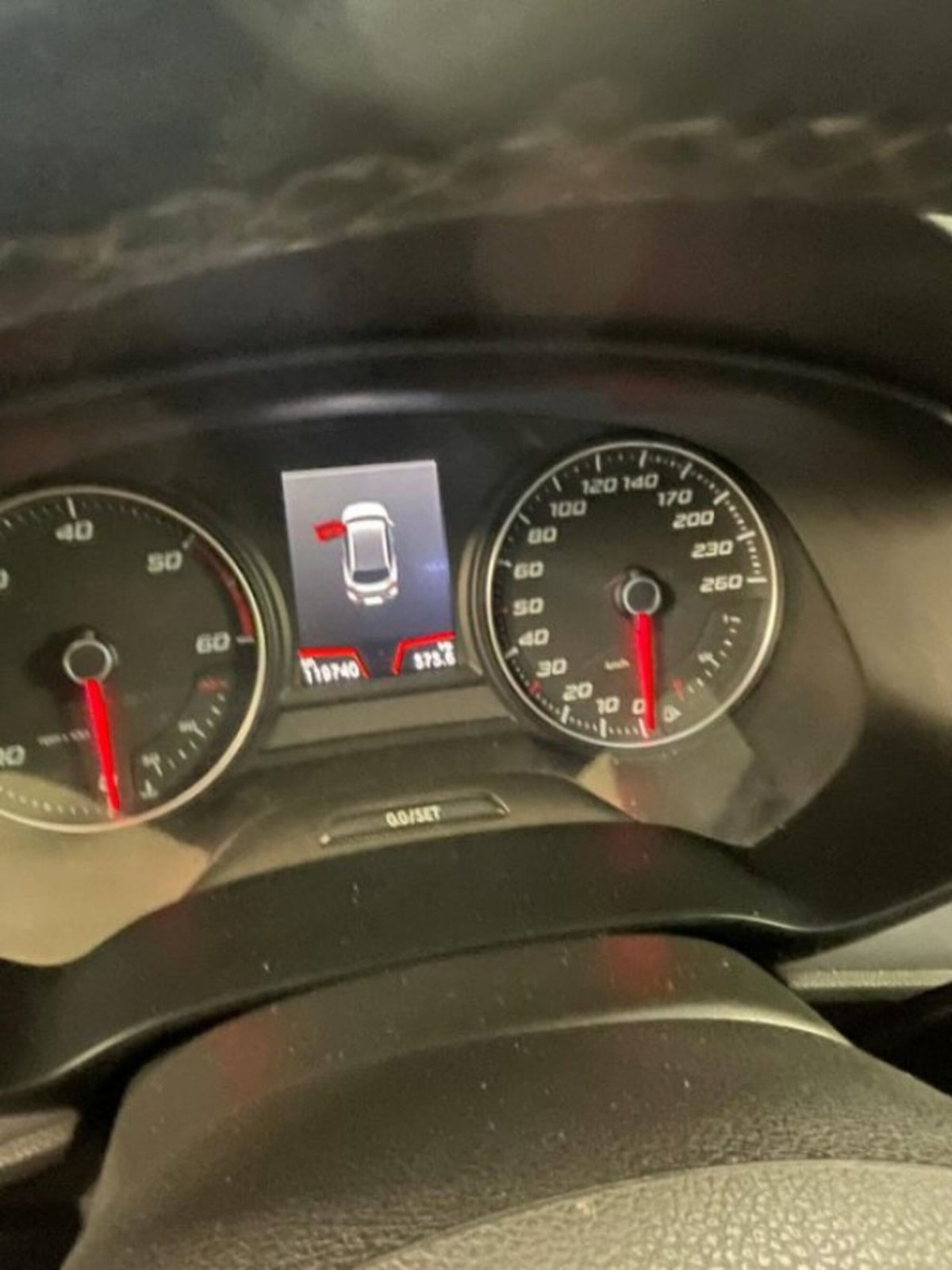 SEAT Leon ST 1.6 TDI 115 CV Business (10)