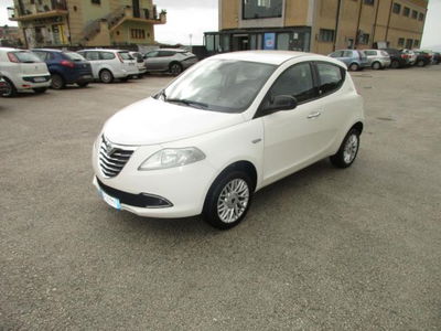 Lancia Ypsilon 0.9 TwinAir 5 porte Metano Ecochic Gold usata