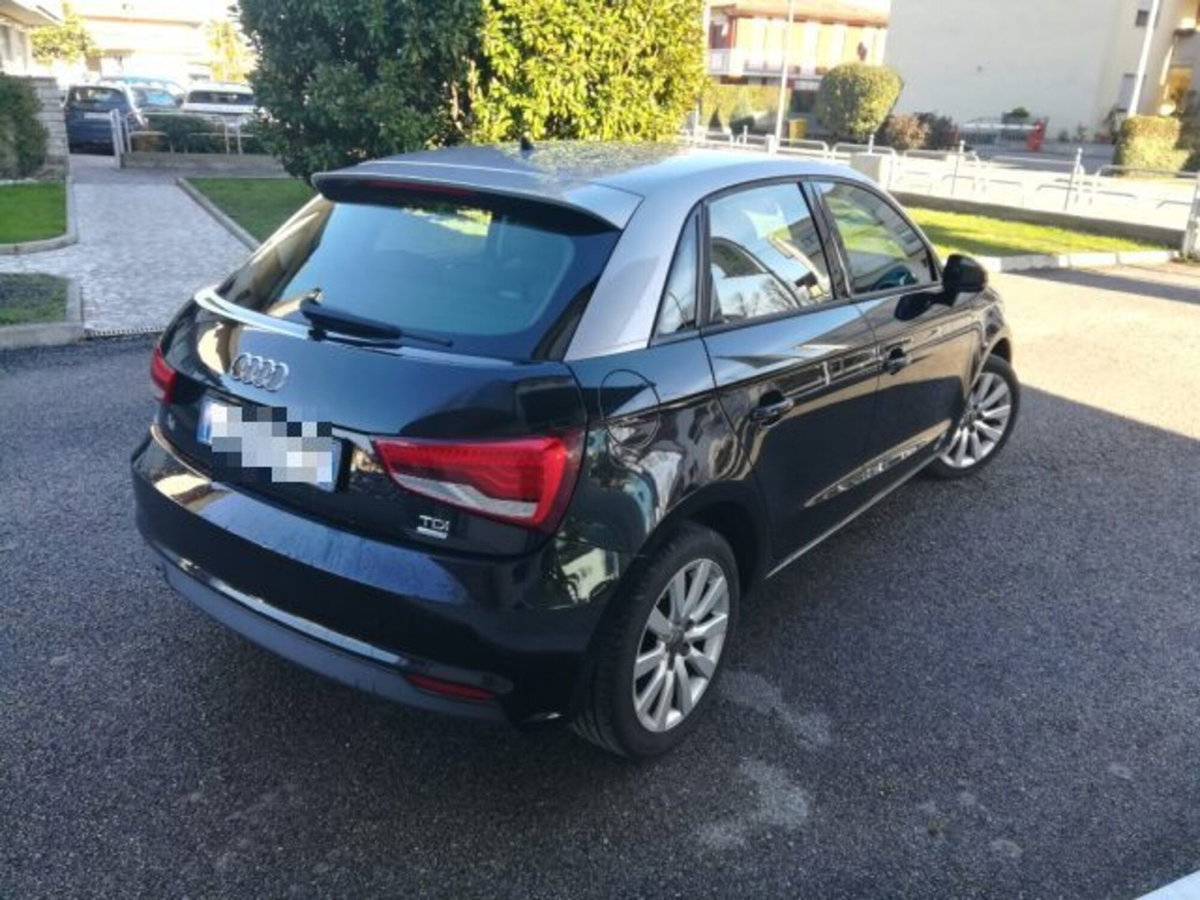 Audi A1 1.4 TDI (4)