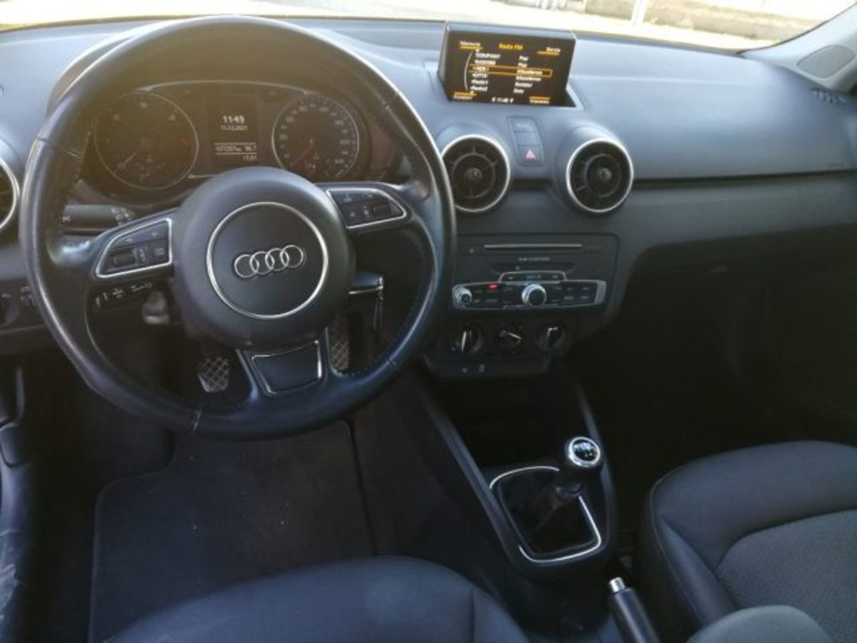 Audi A1 1.4 TDI (8)