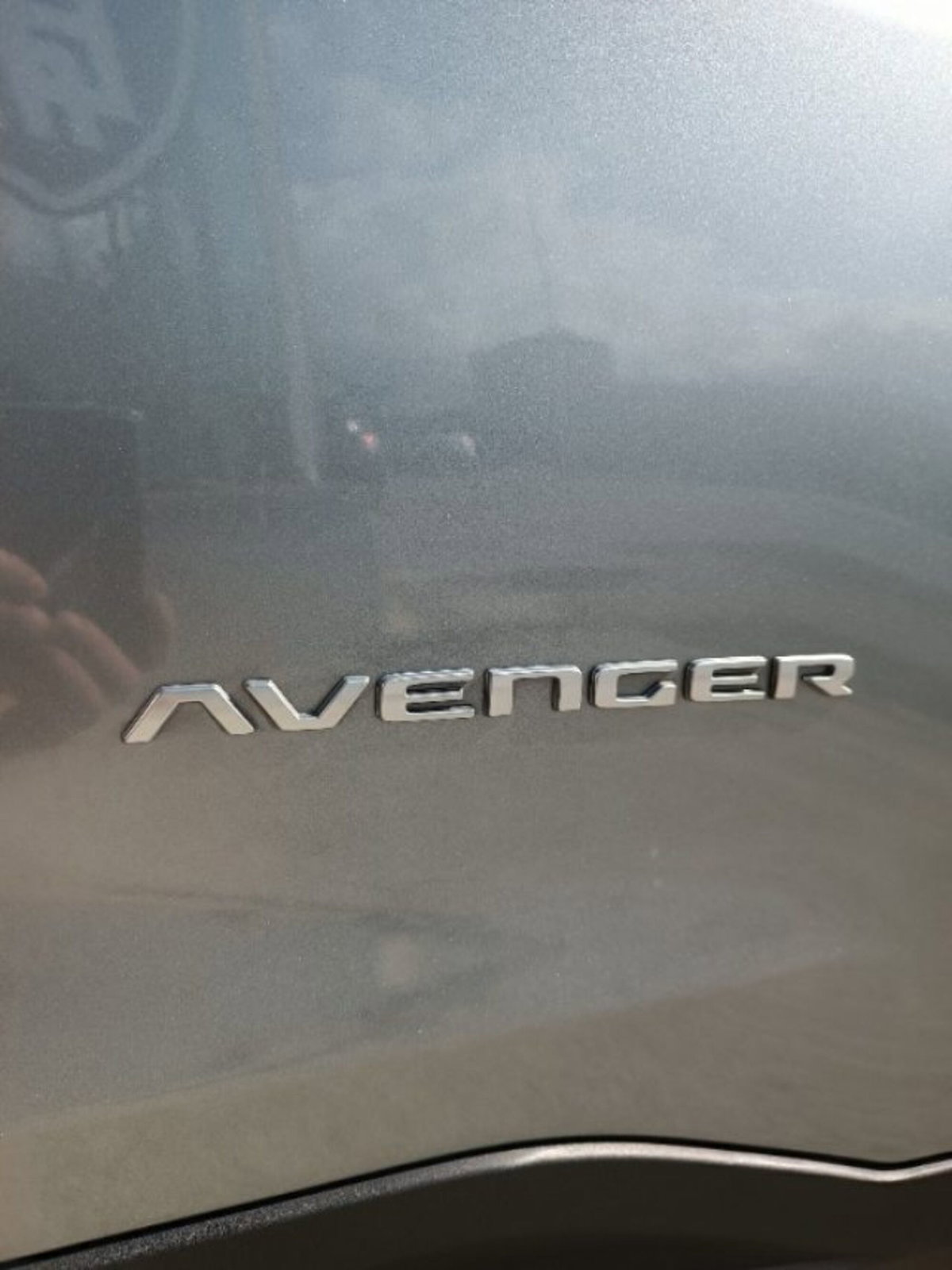 Jeep Avenger 1.2 turbo Summit fwd 100cv (8)