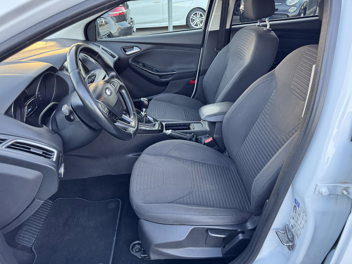 Ford Focus 1.5 TDCi 95 CV Start&Stop Titanium (13)
