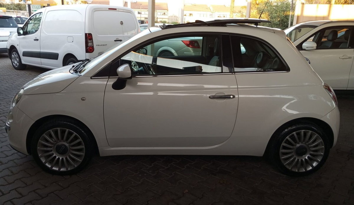 Fiat 500 1.4 16V Lounge (2)