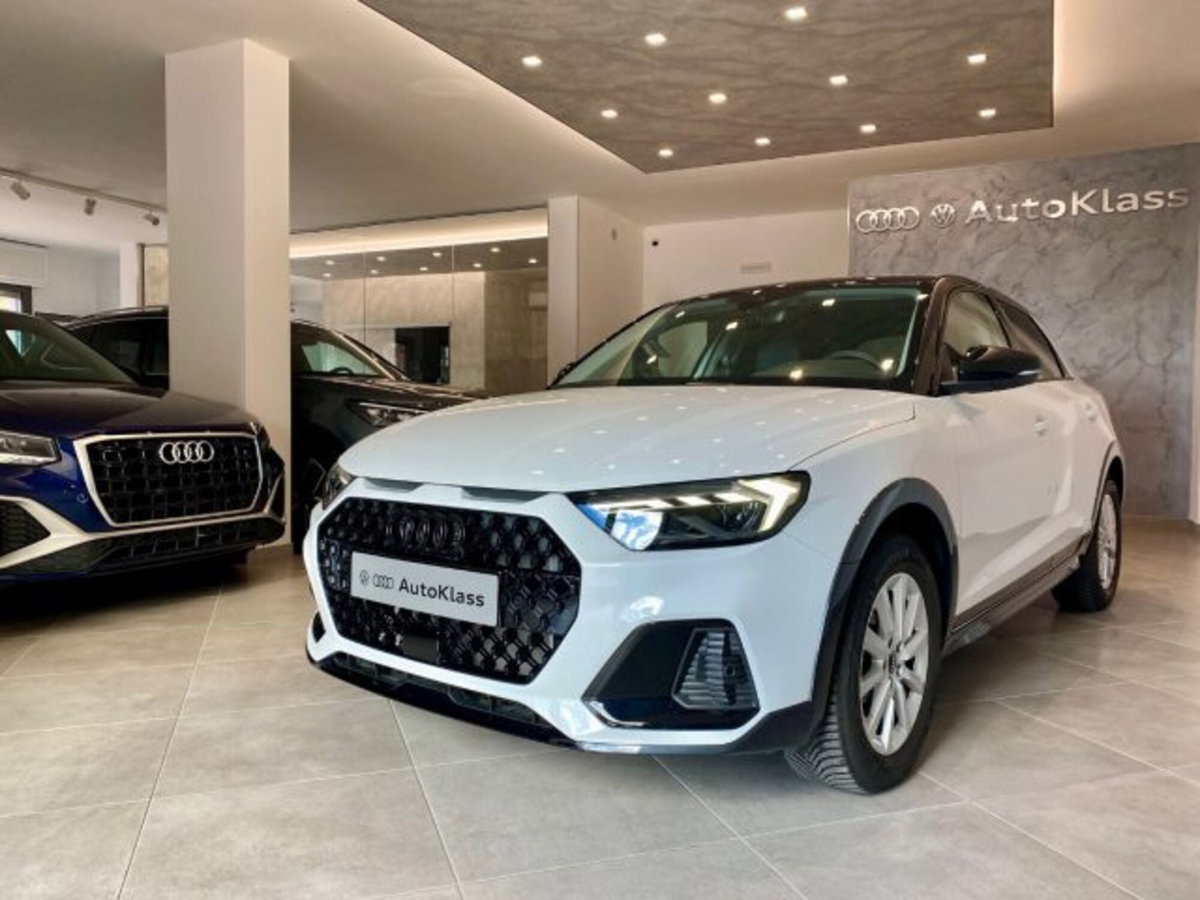 Audi A1 allstreet allstreet 30 TFSI S tronic Identity Contrast
