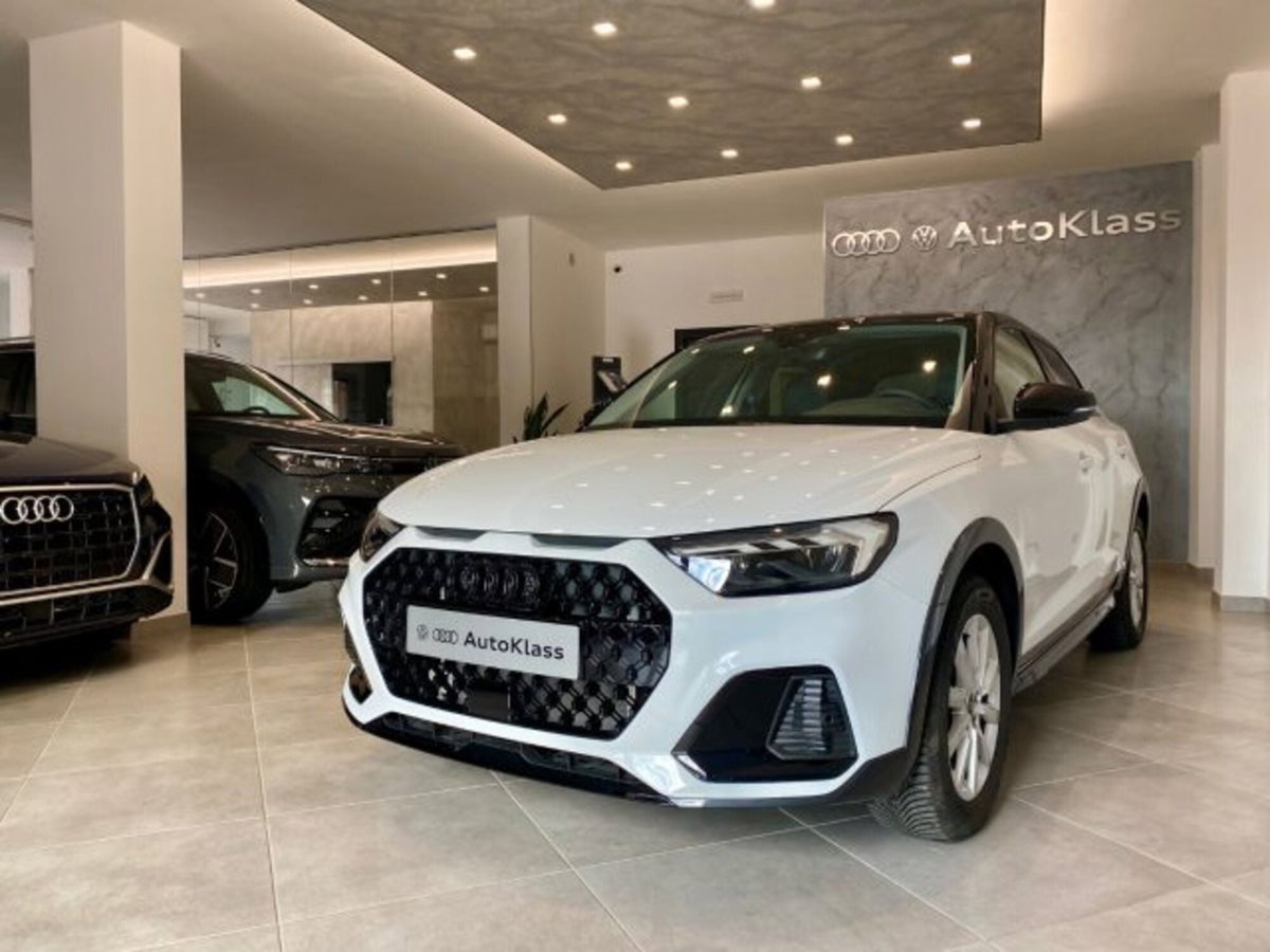 Audi A1 allstreet allstreet 30 TFSI S tronic Identity Contrast (17)