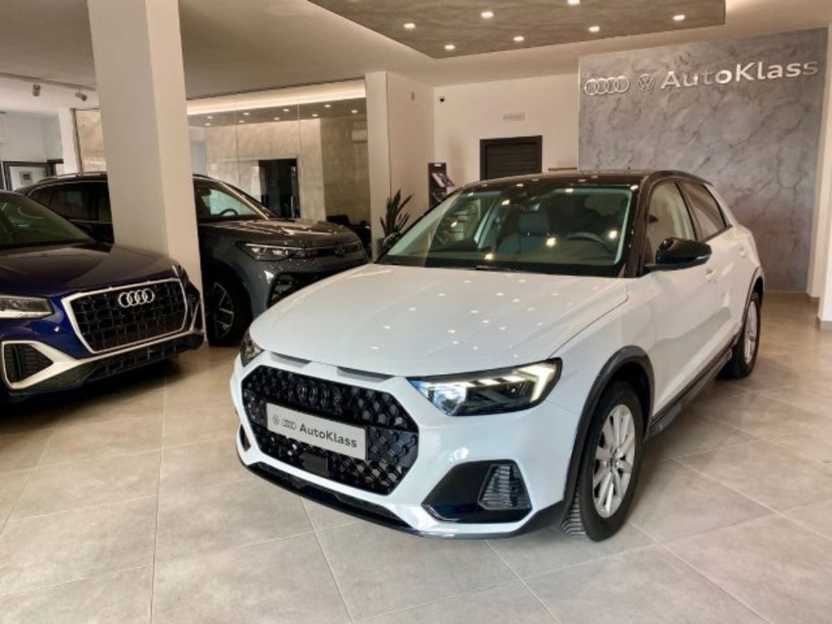 Audi A1 allstreet allstreet 30 TFSI S tronic Identity Contrast (3)