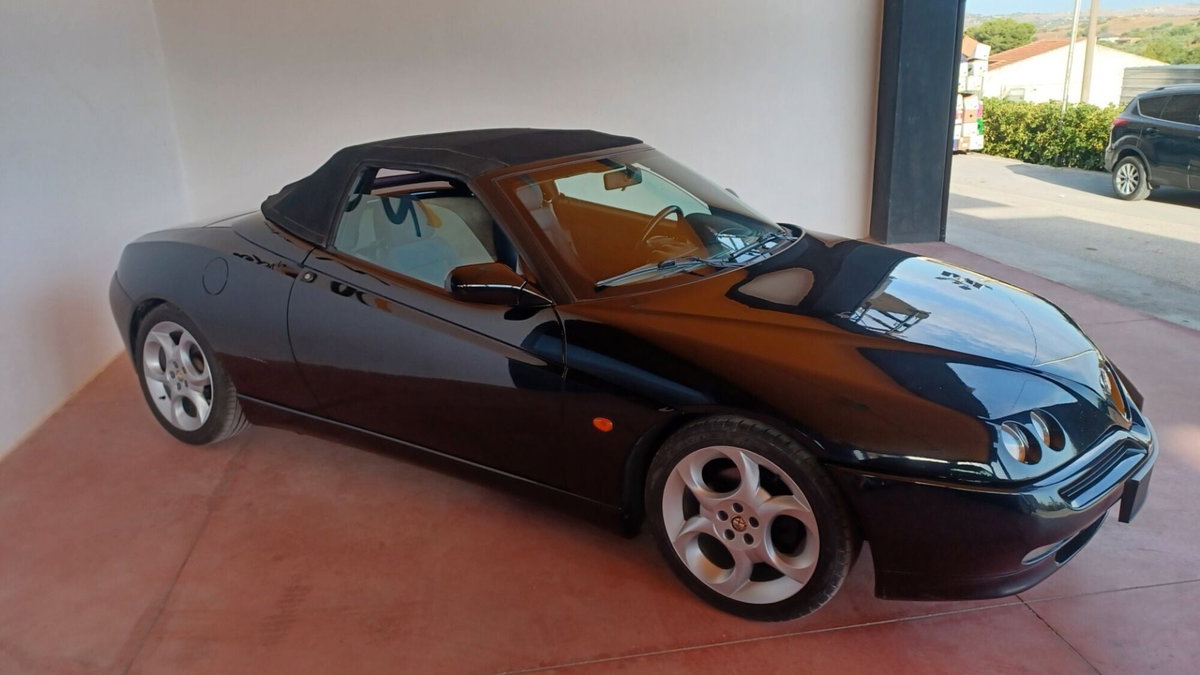 Alfa Romeo Gtv 2.0i 16V Twin Spark cat (13)