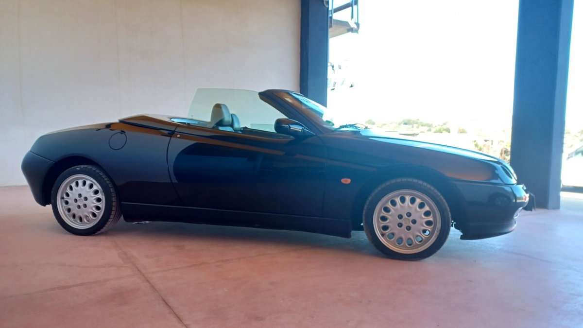 Alfa Romeo Gtv 2.0i 16V Twin Spark cat (19)