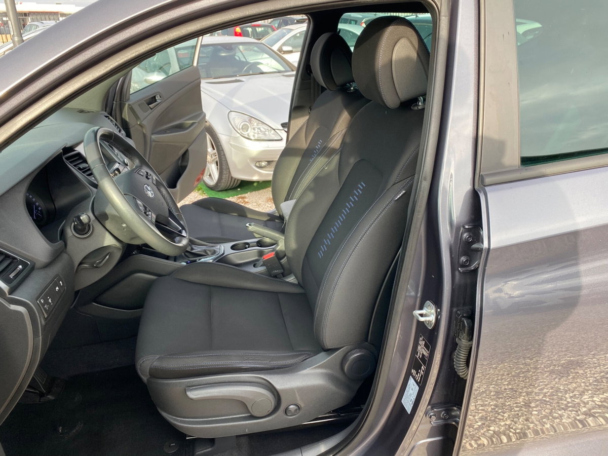 Hyundai Tucson 1.7 CRDi DCT XPossible (18)