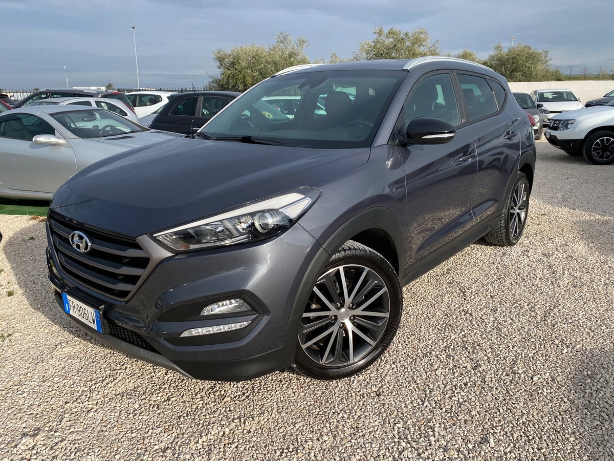 Hyundai Tucson 1.7 CRDi DCT XPossible (7)