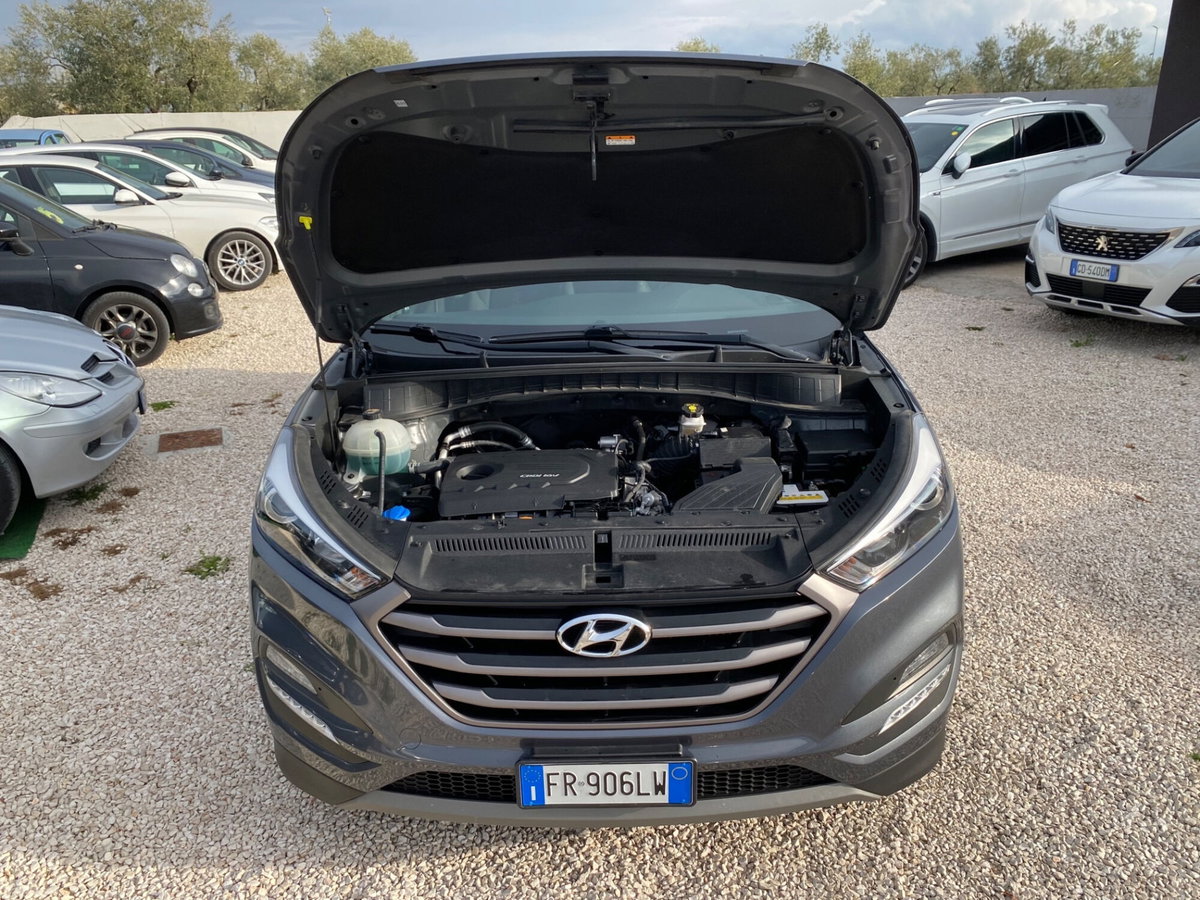 Hyundai Tucson 1.7 CRDi DCT XPossible (9)
