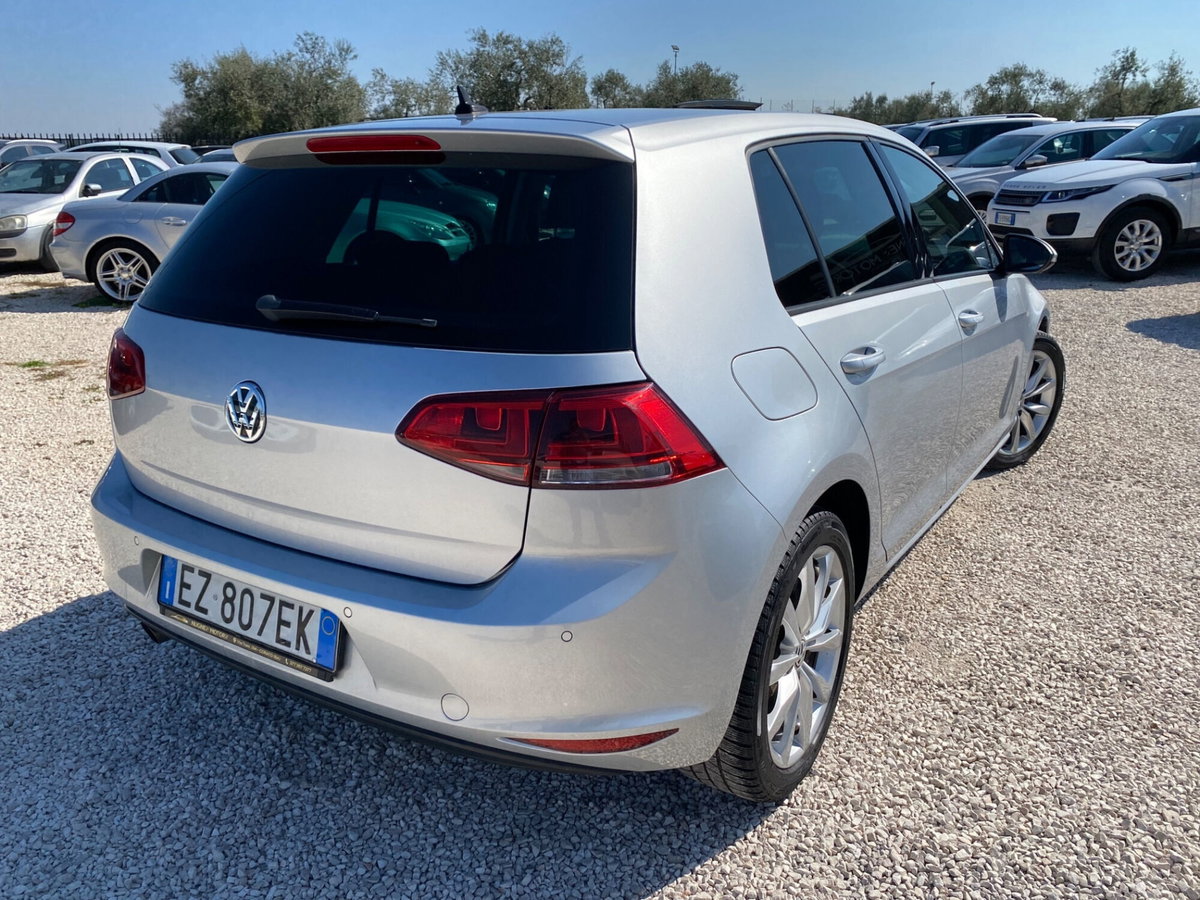 Volkswagen Golf 1.6 TDI 110 CV DSG 5p. Highline BlueMotion Technology (5)