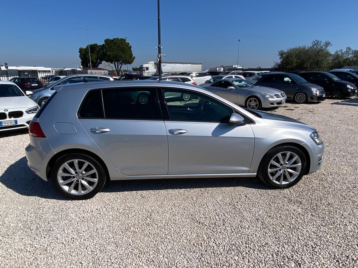 Volkswagen Golf 1.6 TDI 110 CV DSG 5p. Highline BlueMotion Technology (6)