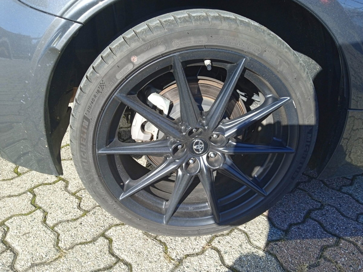 Toyota GR86 2.Premium Sport A/T (13)