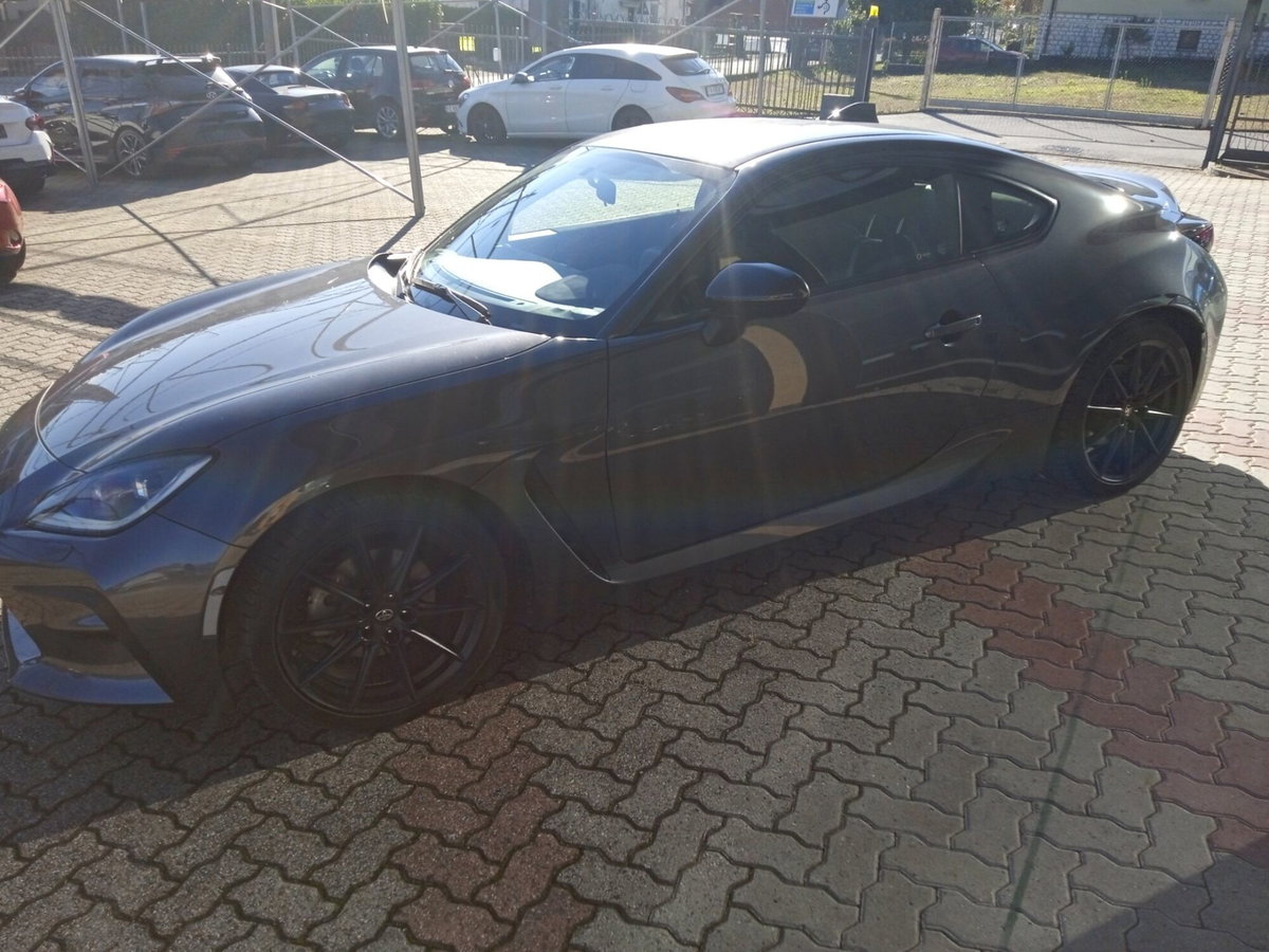 Toyota GR86 2.Premium Sport A/T (2)