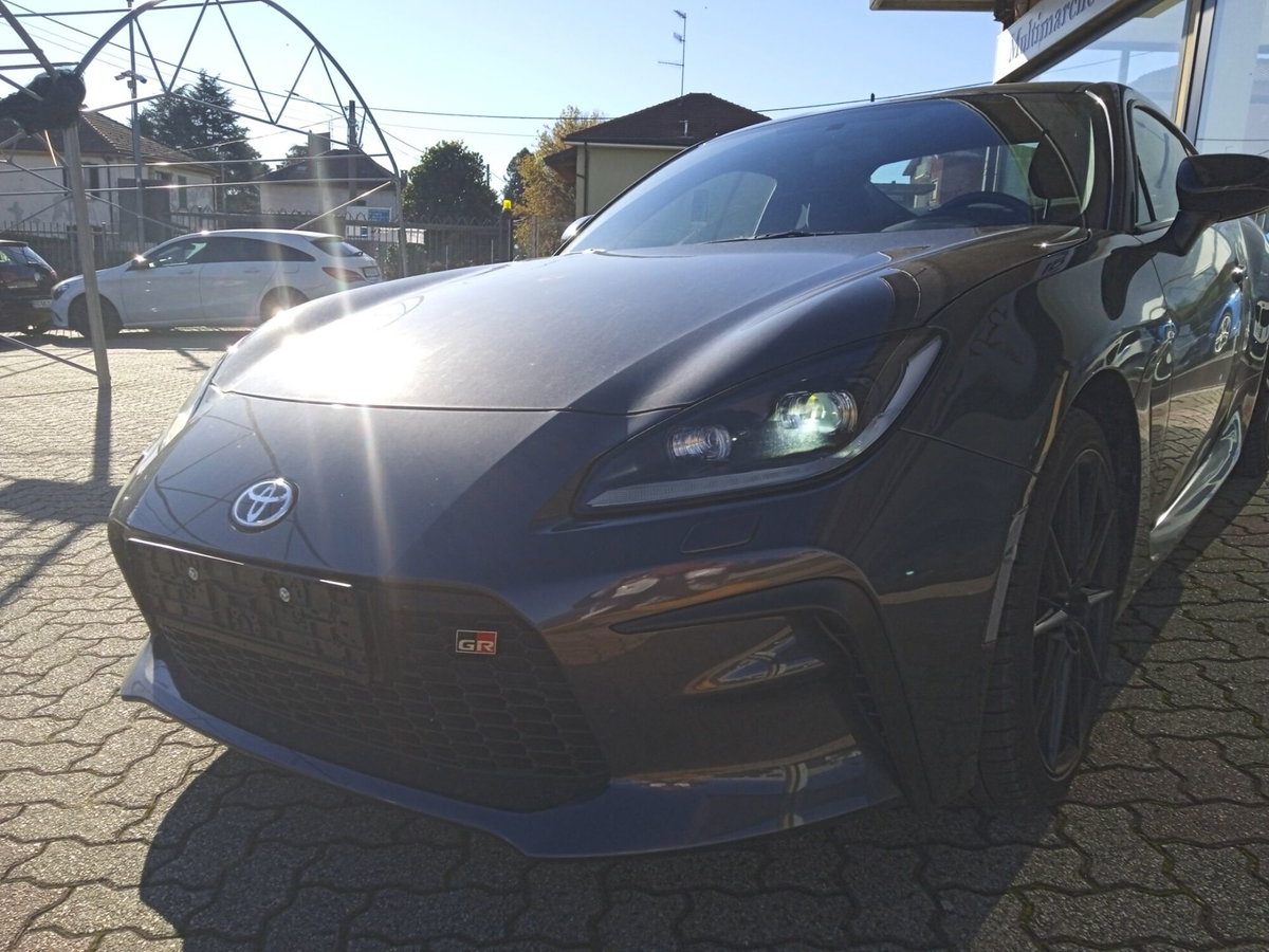Toyota GR86 2.Premium Sport A/T (3)
