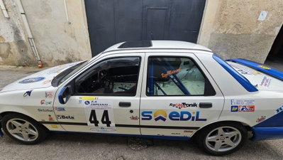 Ford Sierra RS Cosworth 3 porte (4)