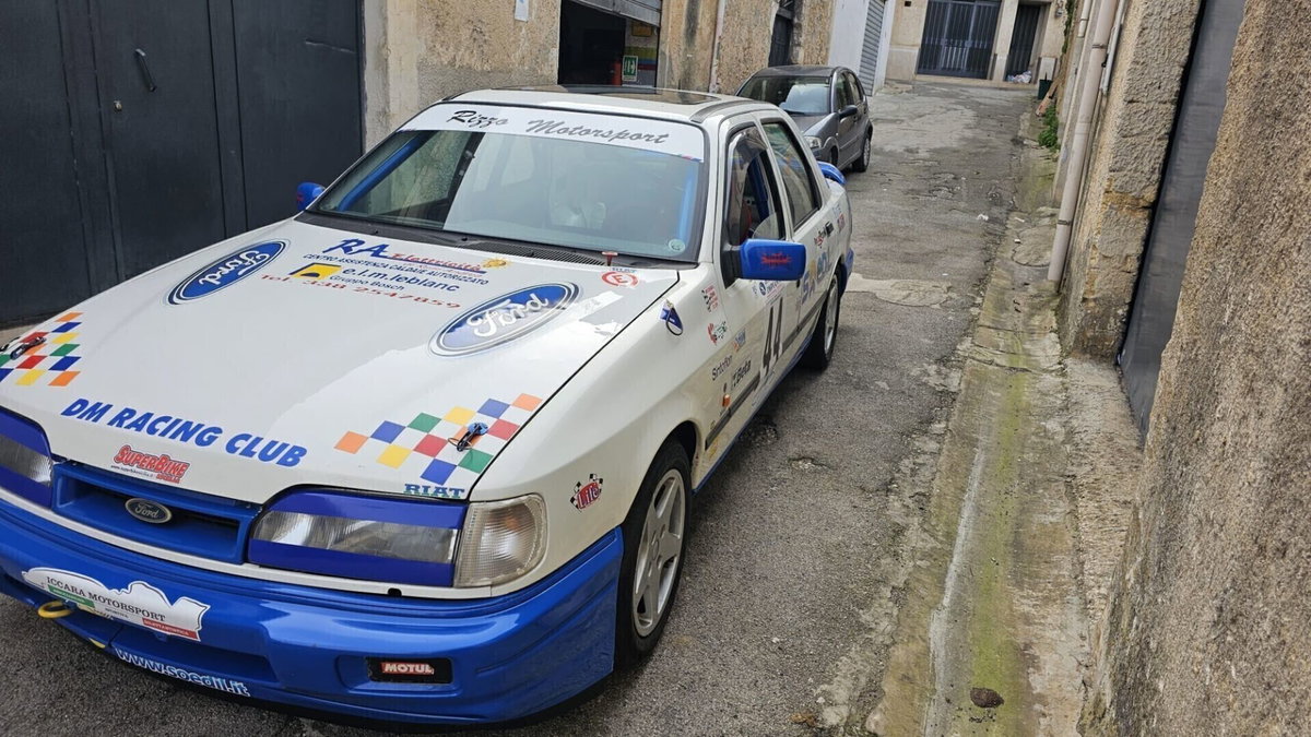 Ford Sierra RS Cosworth 3 porte (5)