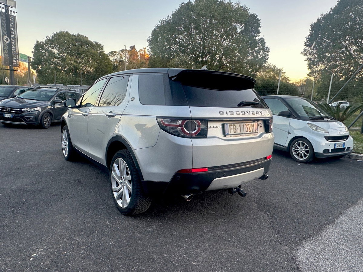 Land Rover Discovery Sport 2.0 TD4 150 CV HSE (13)