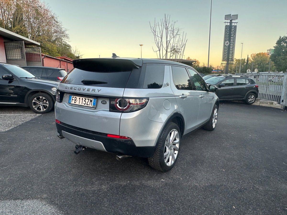 Land Rover Discovery Sport 2.0 TD4 150 CV HSE (14)