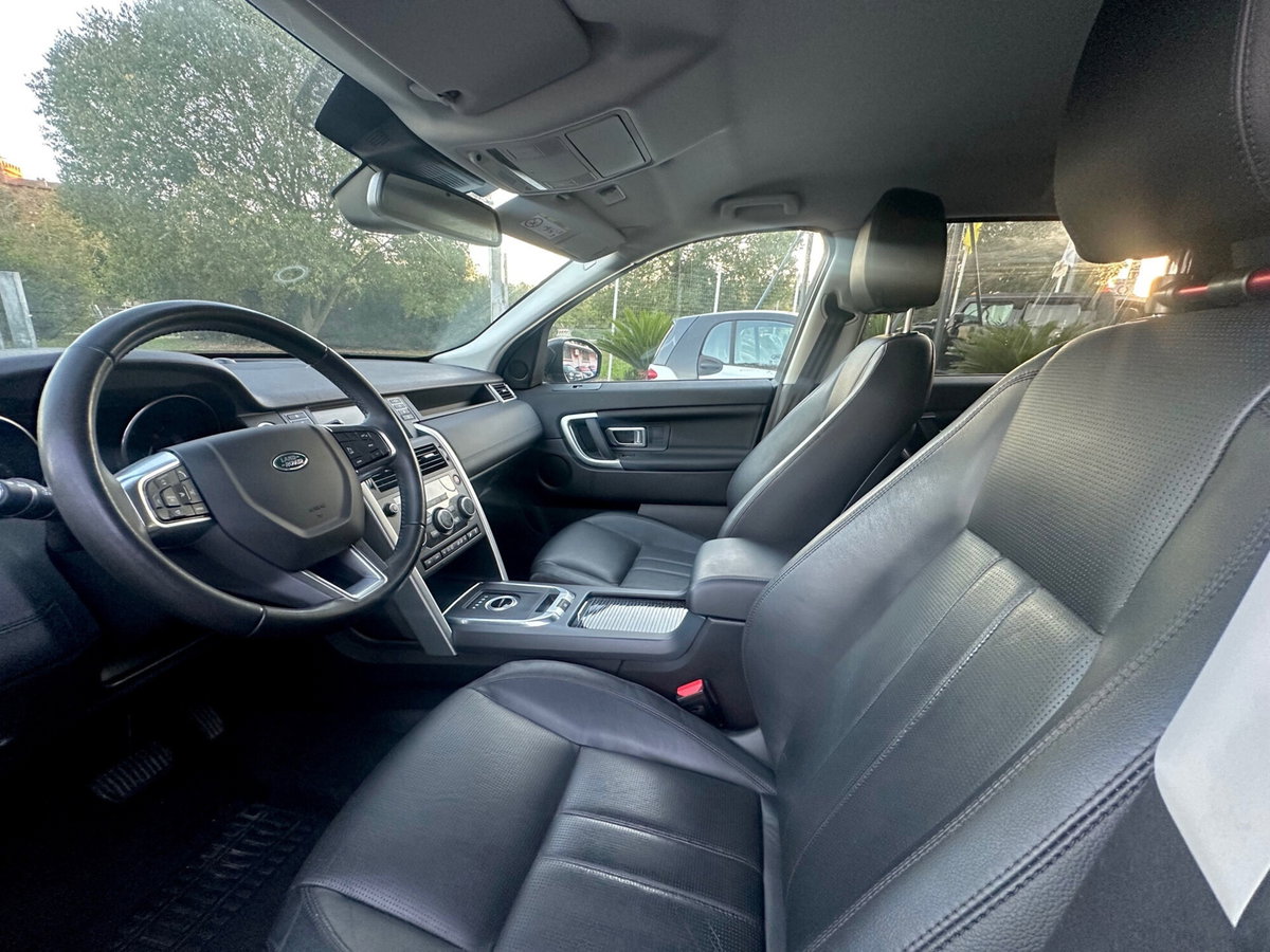 Land Rover Discovery Sport 2.0 TD4 150 CV HSE (6)