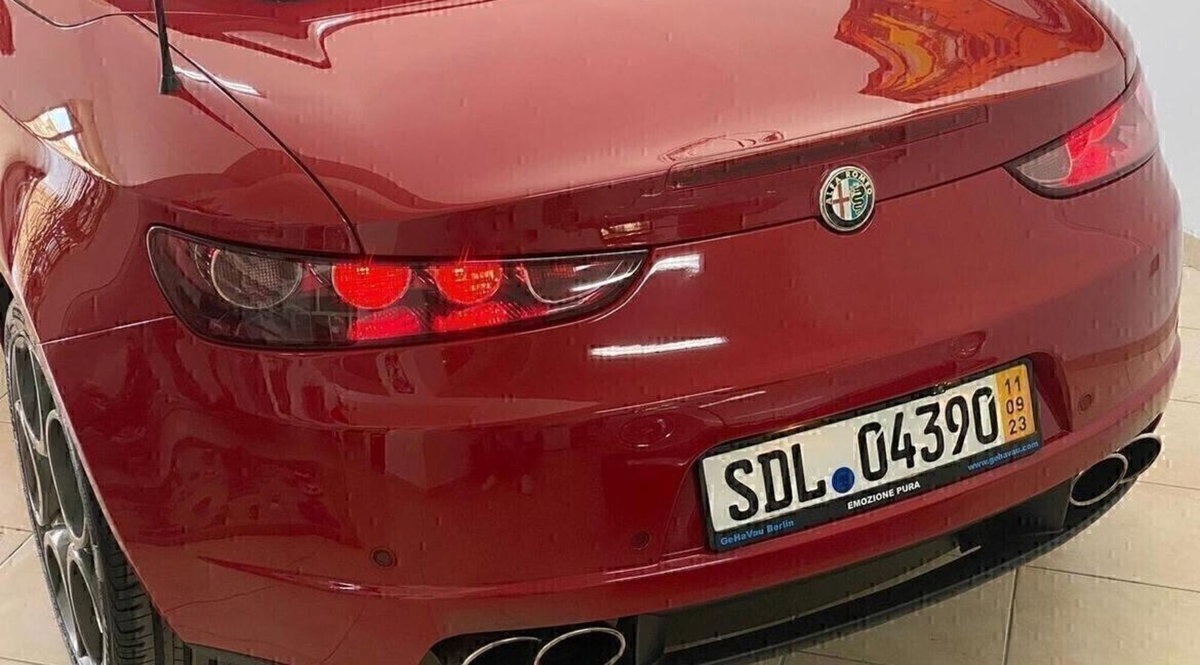 Alfa Romeo Brera 2.2 JTS (3)