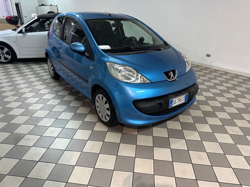 Peugeot 107 68CV 3p. Desir