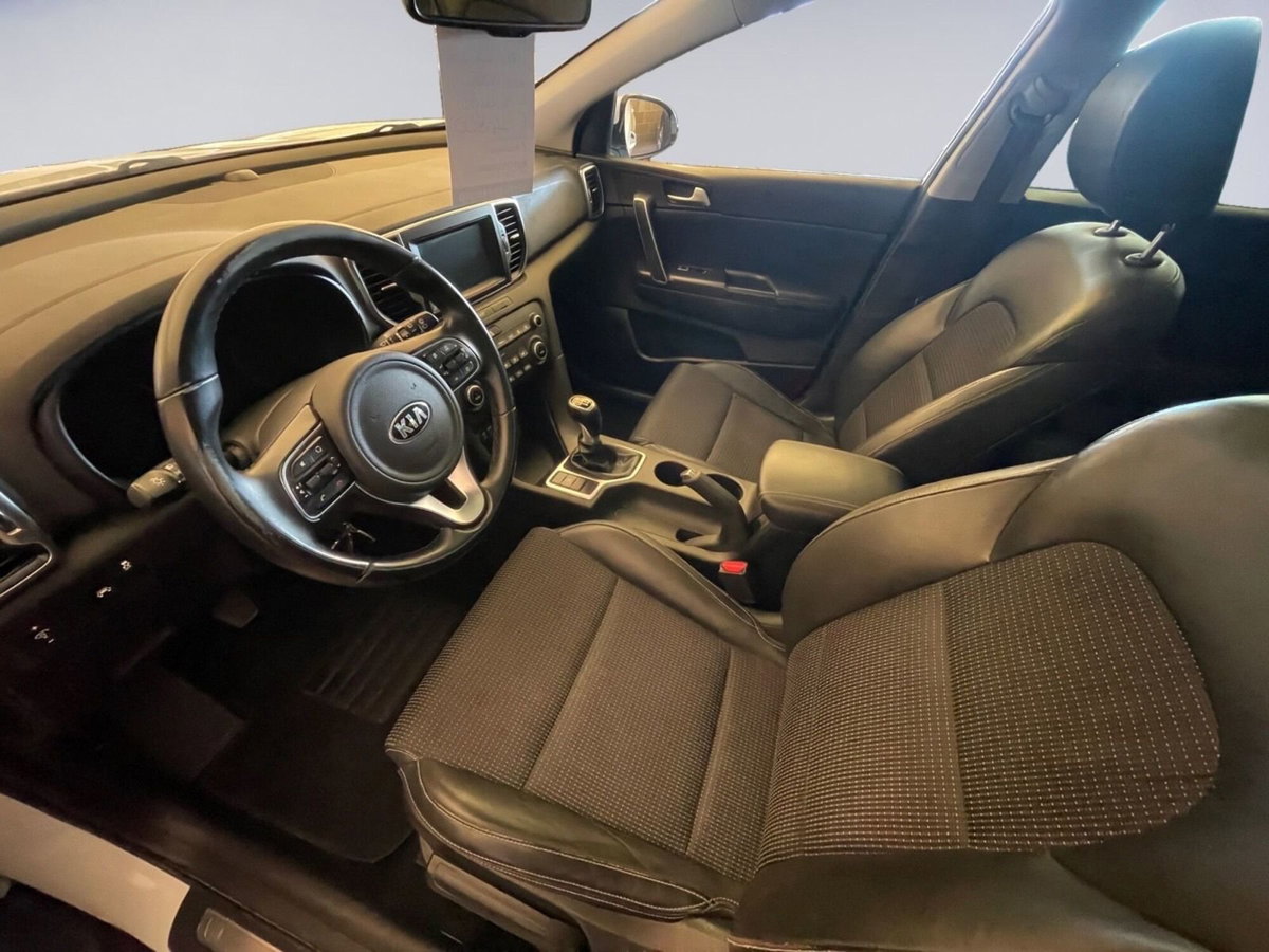 Kia Sportage 1.7 CRDI 2WD Cool (5)