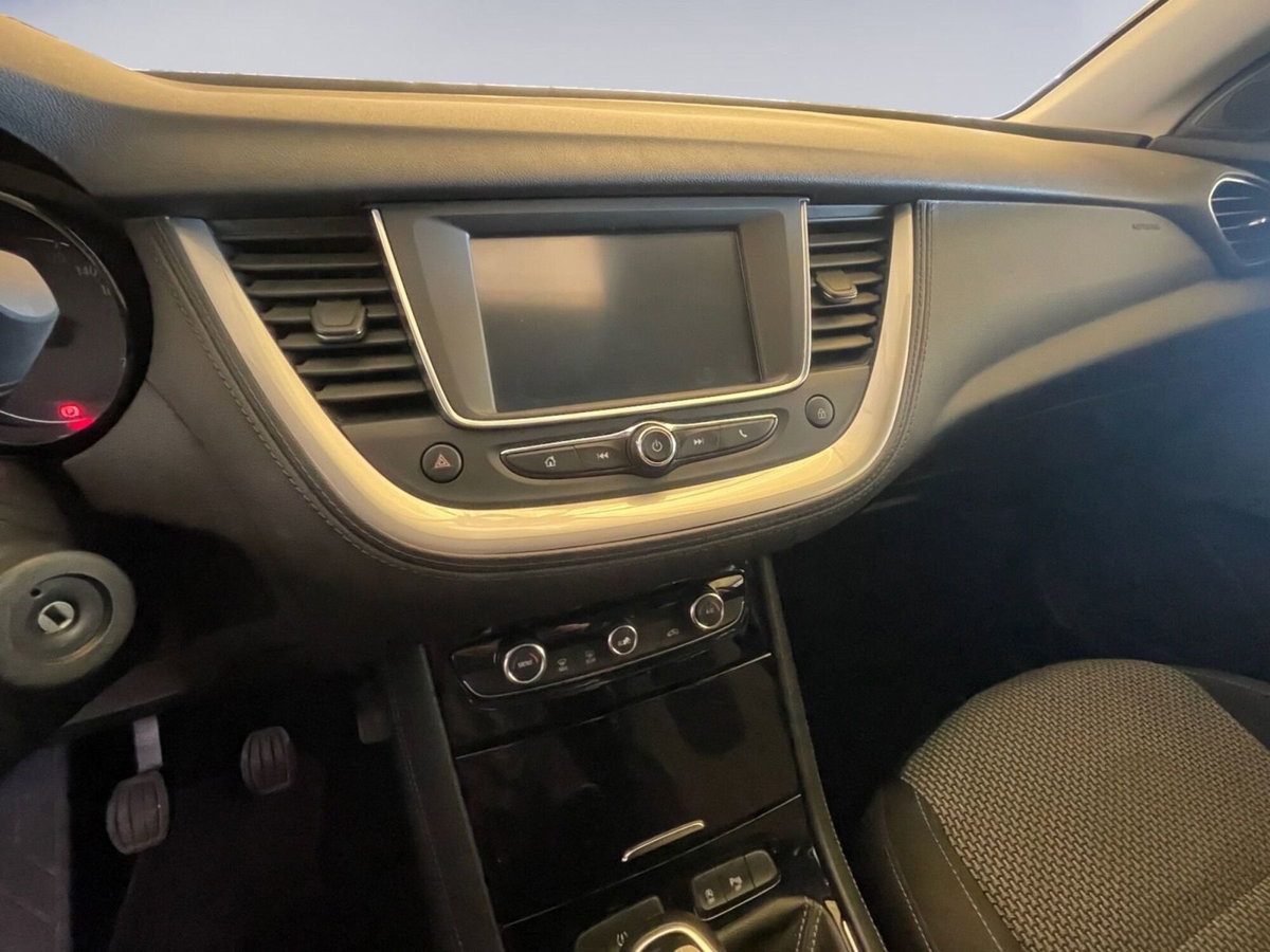 Opel Grandland X 1.5 diesel Ecotec Start&Stop Advance (5)