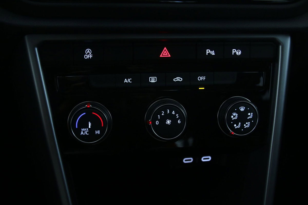 Volkswagen T-Roc 1.0 tsi Edition 115cv (18)