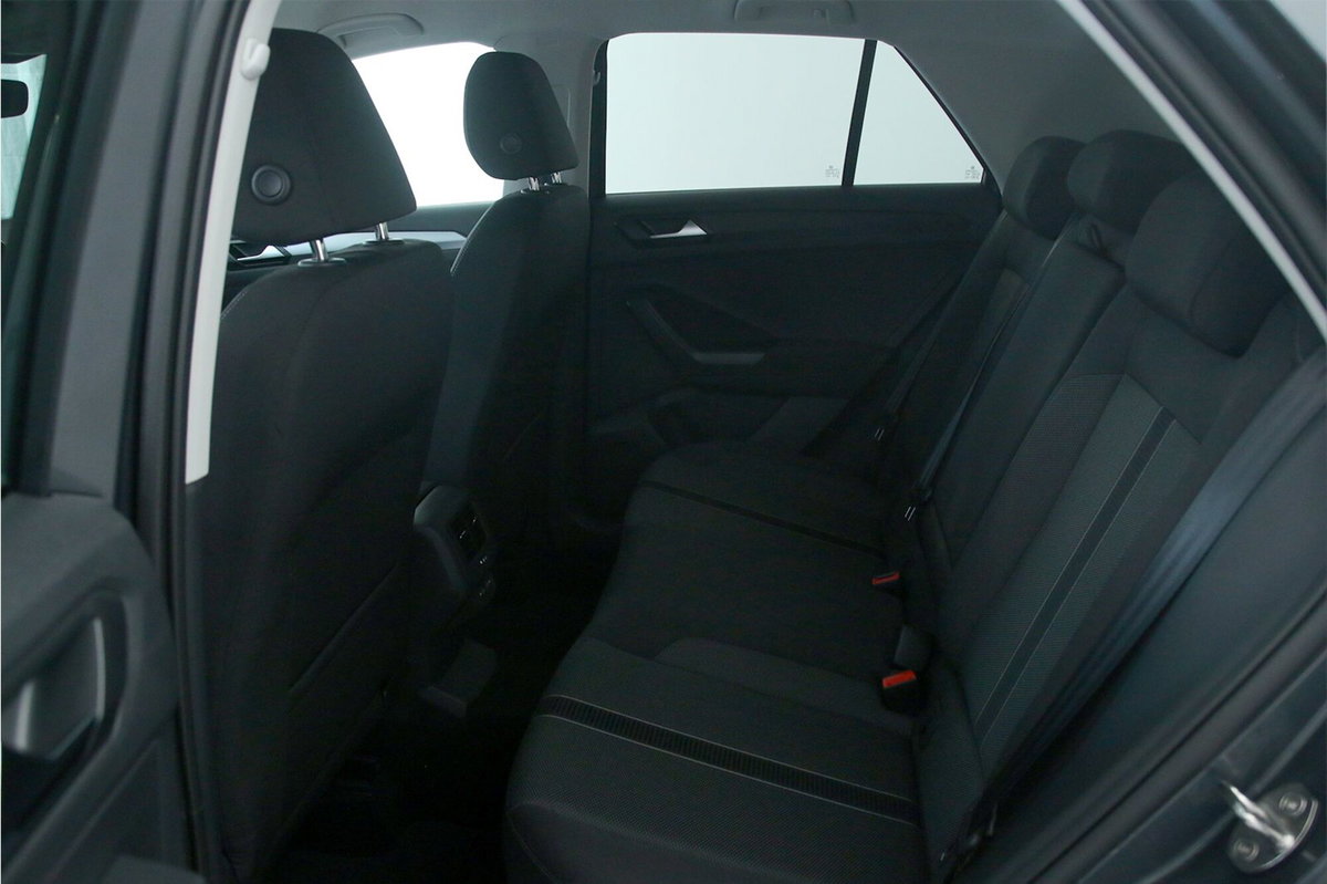 Volkswagen T-Roc 1.0 tsi Edition 115cv (8)