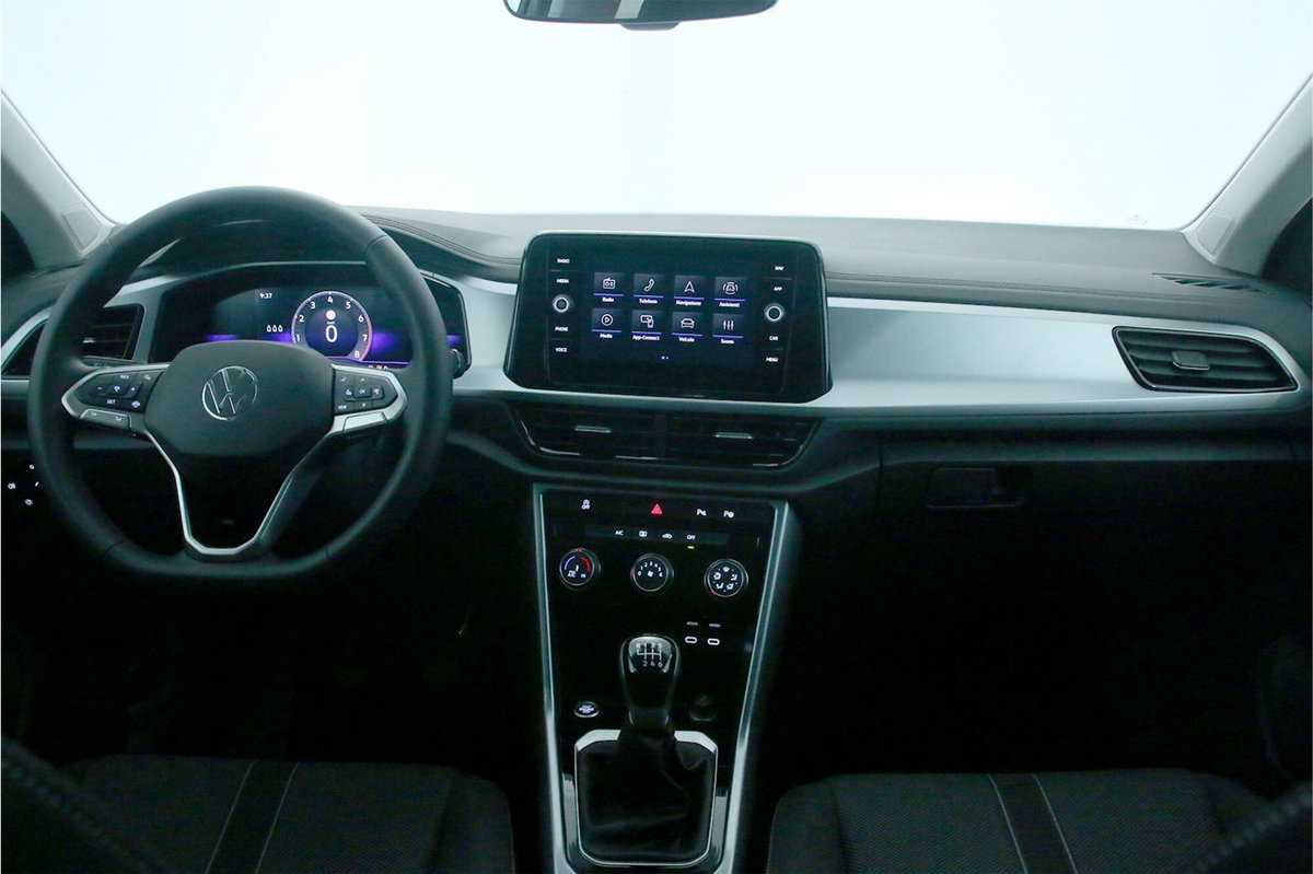 Volkswagen T-Roc 1.0 tsi Edition 115cv (9)