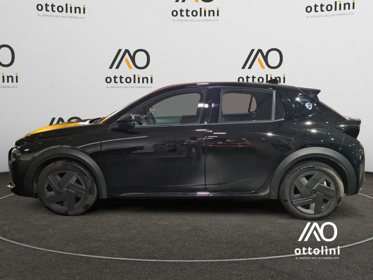 Lancia Ypsilon 1.2 mhev Edizione Cassina e-dct (3)